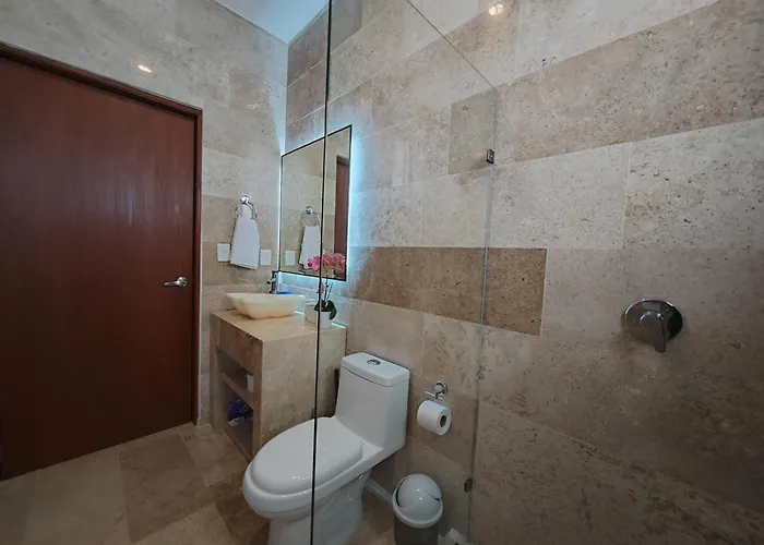 New! Elegant & Wonderful In Excellent Area By Yeah *
