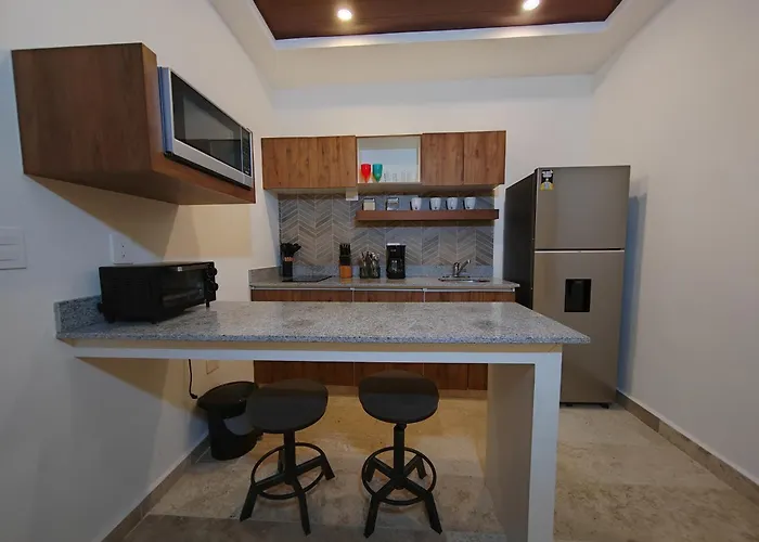 New! Elegant & Wonderful In Excellent Area By Yeah